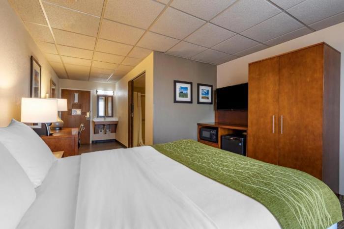 Comfort & Gateway To Glacier National Park Hotel Shelby